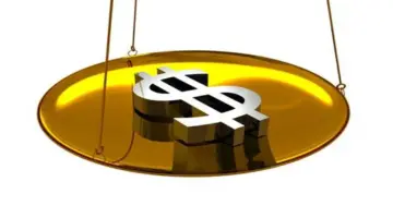 الذهب على وشك تسجيل خسارة أسبوعية بسبب ارتفاع الدولار والنفط